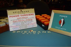 Attraktive und abwechslungsreiche Turnierformate und jeden Abend ab 19.00 Uhr Cash-game!