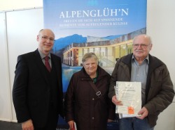 Annemarie und Ignaz-Josef Weberberger – links im Bild: Hr. Dir. Ralf Item/Spielbank Bad Reichenhall