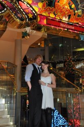 Erfüllten sich ihren „Herzenswunsch“ in der Spielbank Hohensyburg: Nadine Wenzel und Stefan Wirtz. (Foto: WestSpiel)