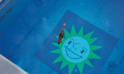 Die Gauselmann AG war Hauptsponsor des TV Total Turmspringens und mit der lachenden Merkur Sonne gut sichtbar.