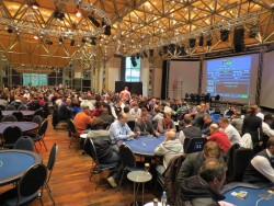 Das 10. WSPT-Finale 2015 findet in der Spielbank Hohensyburg statt, und der Festsaal wird zum großen Pokerfloor. (Foto: WestSpiel)