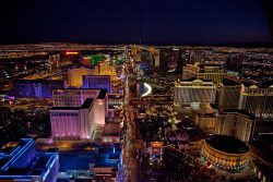 Der heutige Las Vegas Strip bei Nacht. (Foto: Library of Congress, Prints & Photographs Division, photograph by Carol M. Highsmith)