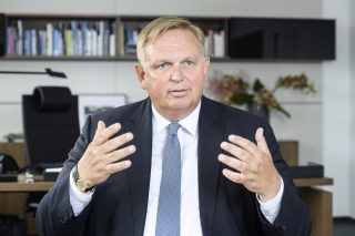 Die Zahl der Neuinfektionen steigt: DAW-Vorstandssprecher Georg Stecker appelliert an die gesamte Automatenbranche, die Hygienemaßnahmen auch weiterhin gewissenhaft umzusetzen. (Foto: DAW/Urban)