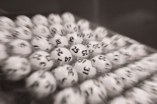 49 Lotto-Kugeln: die Stars jeder Lotto-Ziehung.