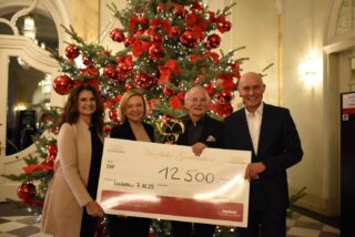 Auf dem Bild zu sehen v.l.n.r.: Susanne Schmidli, Bettina Schibli, Erwin Bachmann, Wolfgang Bliem. (Foto: Grand Casino Luzern)