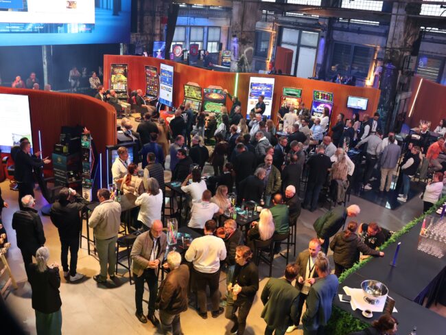 Volle Hallen: adp Merkur freut sich über das große Kundeninteresse an dem neuen Veranstaltungsformat. (Foto: Merkur Group)