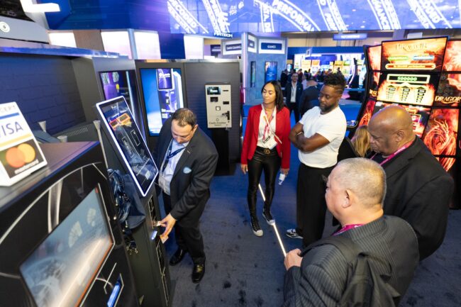 The experts from GeWeTe presented their versatile and wide-ranging product range. (Photo: Adam Sternberg)