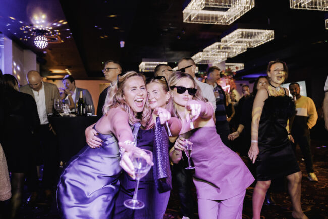 Die Besucher der Spielbank hatten sichtlich Spaß und feierten bis in die Morgenstunden. (Foto: Merkur Group)