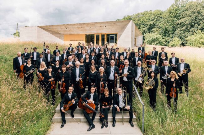 Die Nordwestdeutsche Philharmonie (NWD) gastiert am 6. Juni auf Schloss Benkhausen. (Foto: Michael Adamski)