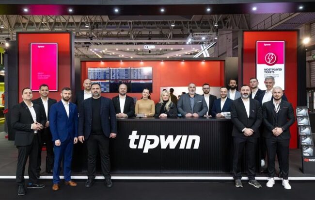Das Tipwin-Team auf der ICE Barcelona 2025. (Foto: Tipwin Ltd.)
