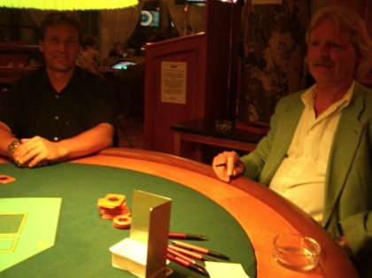 Entspannte Gesichter nach Ende des BlackJack-Sonntagsturniers